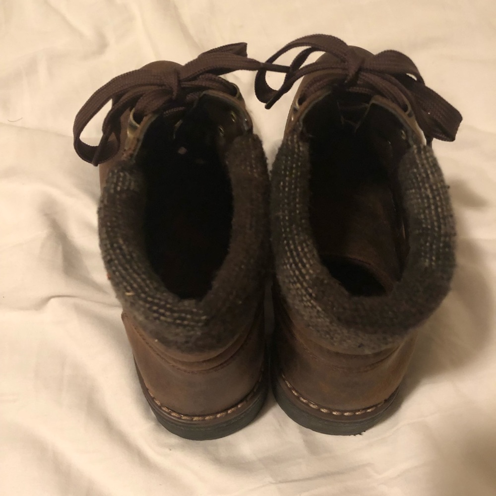 Boots - Picture 5 of 5